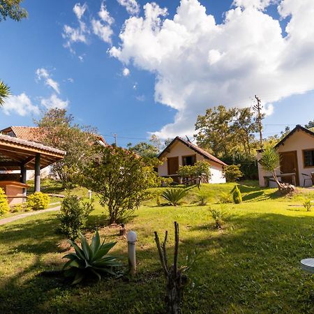 Pousada Villa Pinhal Santo Antônio do Pinhal Habitación foto